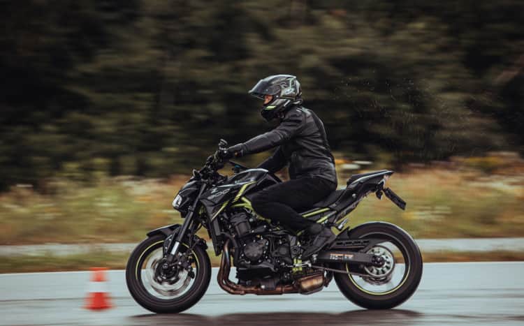 jazda motocyklem