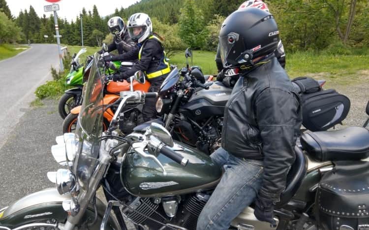 Chopper naked oraz dwa ścigacze
