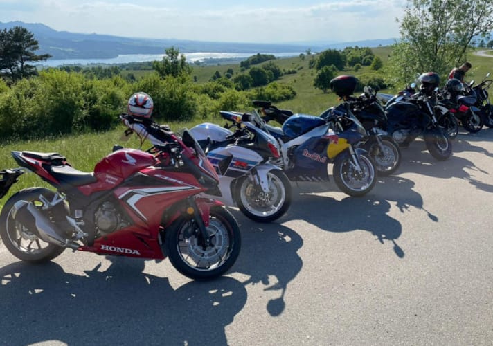 motocykle w terenie