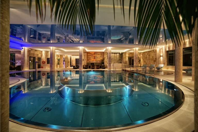 basen w hotelu białowieskim