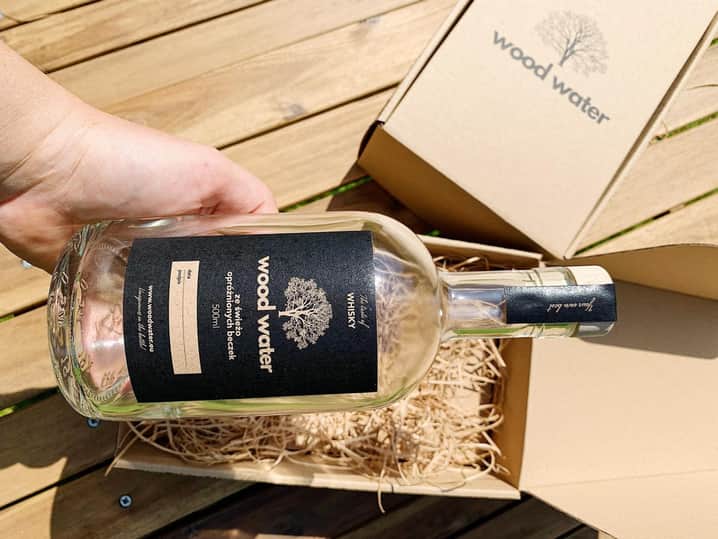wood water dodatek do alkoholu