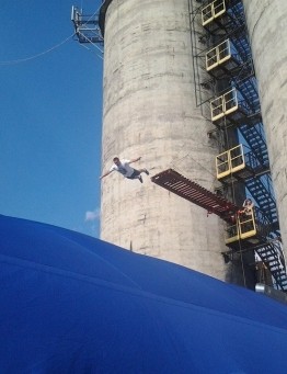 Stunt Jump – skok z wieży