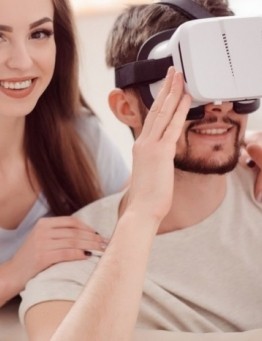 Wycieczka po świecie wirtualnej rzeczywistości dla dwojga