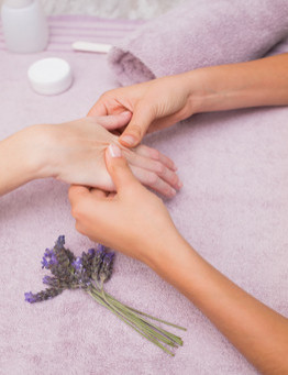 Relaksacyjny masaż dłoni