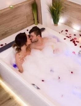 Romantyczna kąpiel dla dwojga