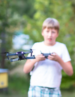 Kurs sterowania dronem dla dzieci 