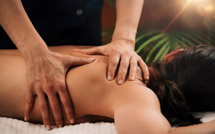 Masaż Lomi Lomi Nui Kahi Loa – masaż 7 żywiołów