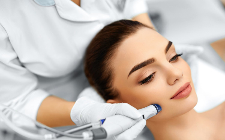 oczyszczanie wodorowe w salonie spa