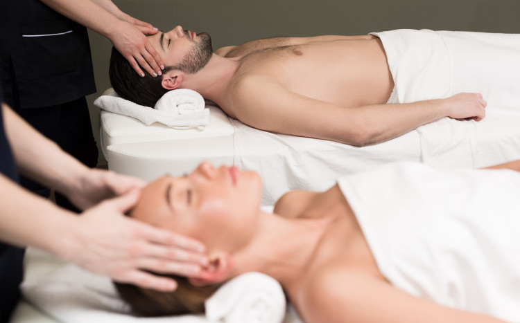 relaksacyjny masaż ciała w spa