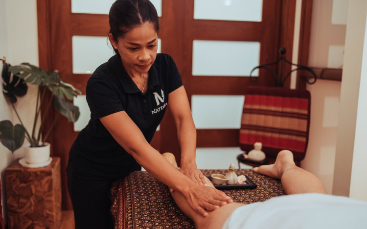 masaż tajski w gabinecie Nattakan