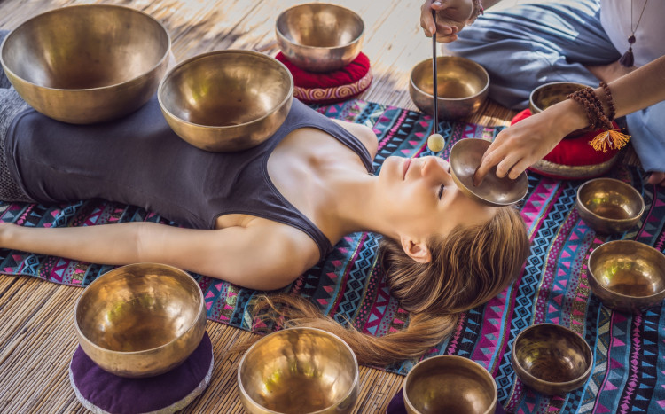 masaż misami tybetańskimi