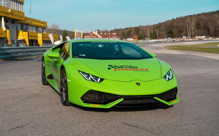 Jazda za kierownicą Lamborghini Huracan – Tor Toruń