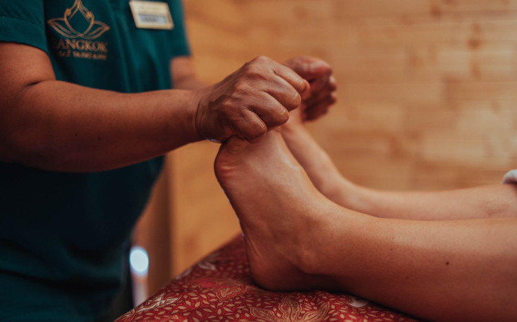 stopy podczas masażu