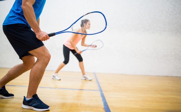 Gra w squasha w  Centrum Sportów Spokojna  w Tarnowie