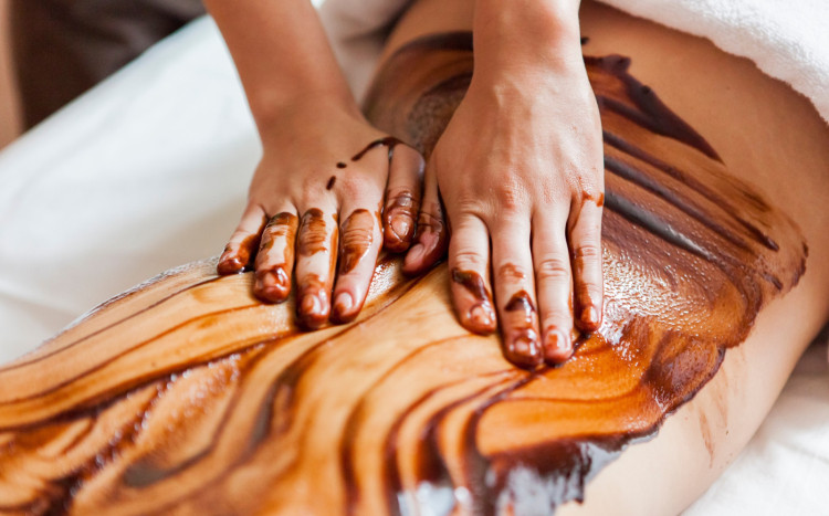 masaż balijski czekoladą