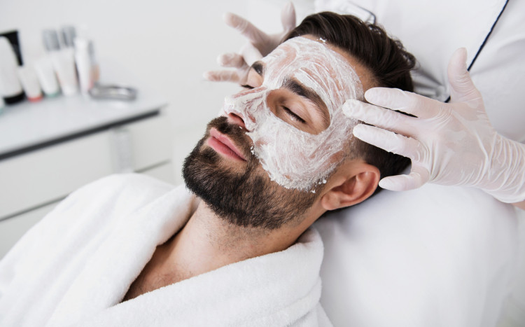 Męska pielęgnacja skóry twarzy w gabinecie Yasumi SPA 