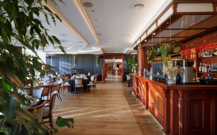 Hotelowa restauracja w Hotelu Verde w Mścicach koło Koszalina