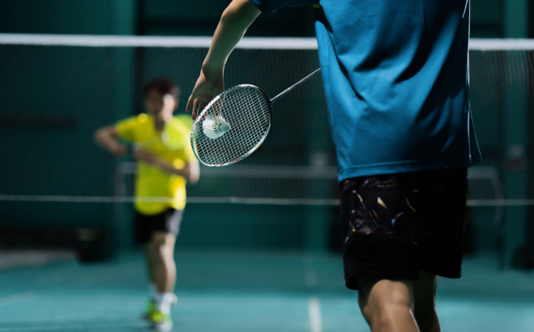 trening gry w badmintona