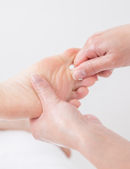 Masaż leczniczy – refleksoterapia stóp i łydek – Oświęcim