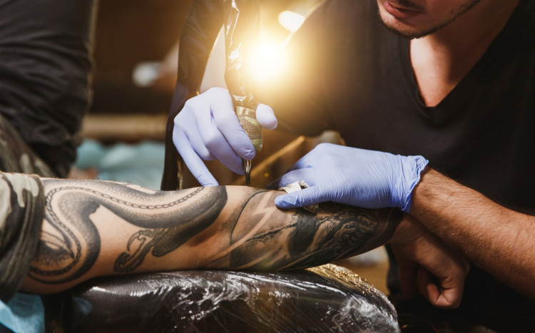 Tatuaż wąż w One Way Tattoo Studio w Nowym Targu