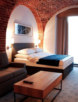 Romantyczna noc dla dwojga The Granary La Suite Hotel — Wrocław