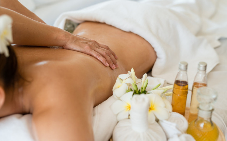 masaż aromaterapeutyczny