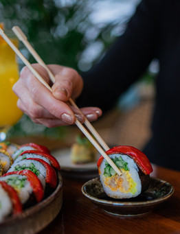 Kolacja sushi dla dwojga w restauracji Kimidori Green Sushi – Warszawa