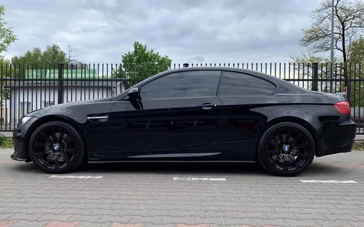 czarne  BMW E92