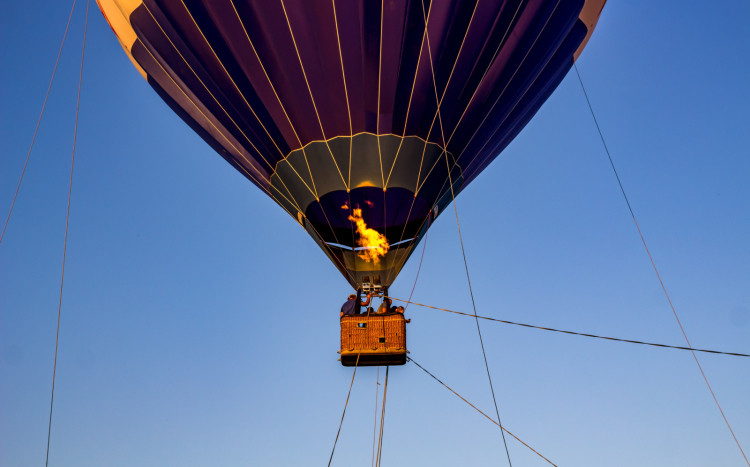 balon na uwięzi