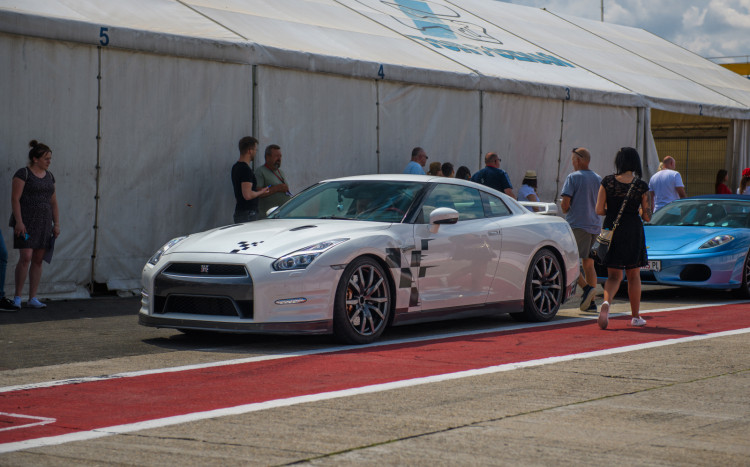 Nissan GTR na torze