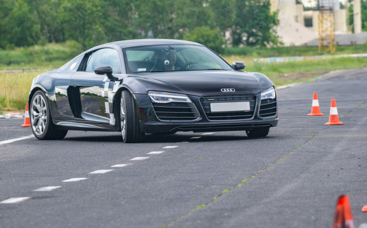 Audi R8 V10 na torze
