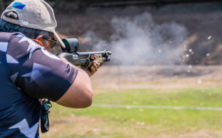 kurs strzelania z broni bojowej
