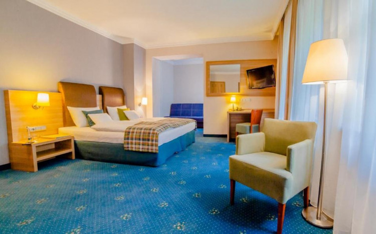 Duży pokój hotelowy