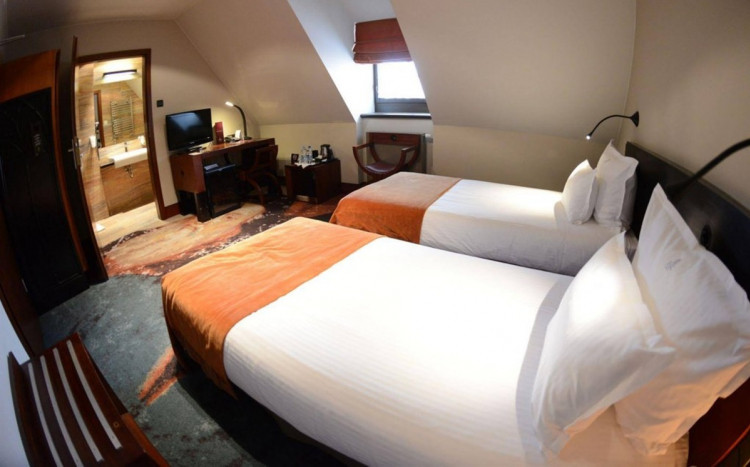 Pok&oacutej w hotelu