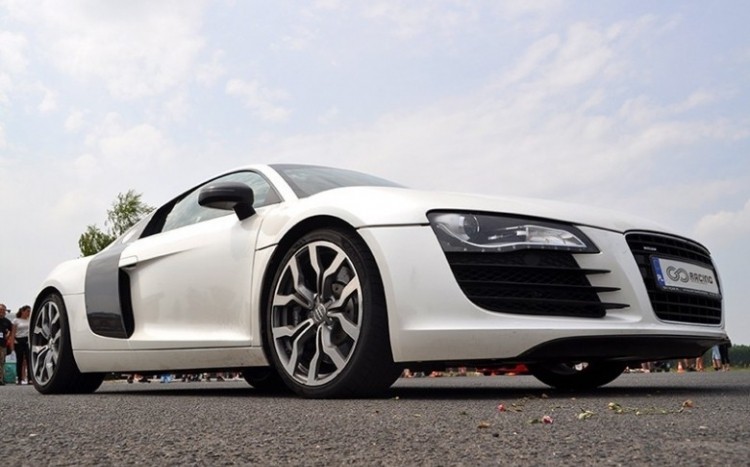 Białe Audi R8 V8 Tor Białystok