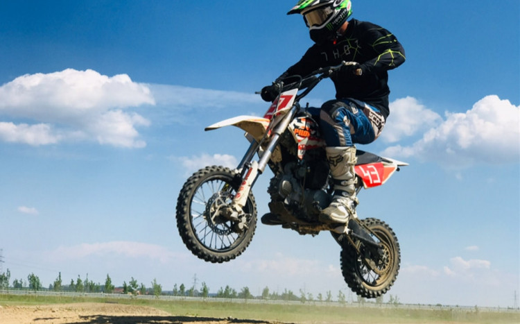 jazda motocyklem