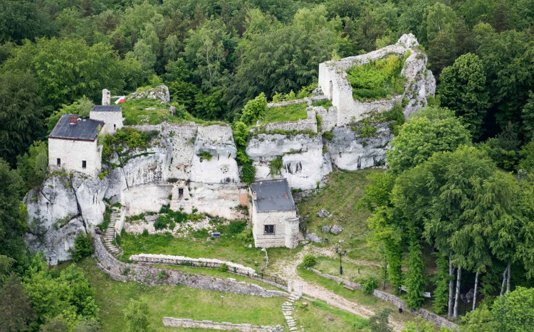 ruiny zamku