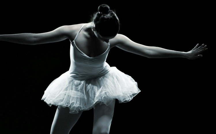 Tańcząca baletnica.