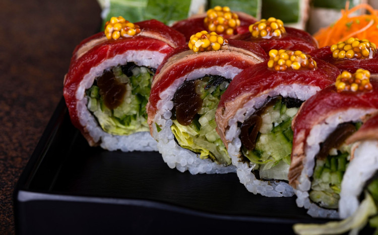 sushi w sushi kushi