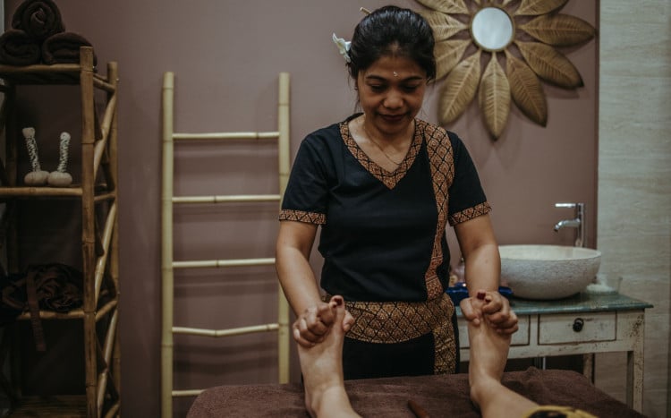 tajski masaż stóp