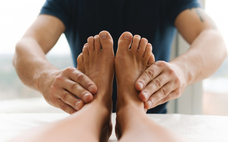 profesjonalny masaż stóp