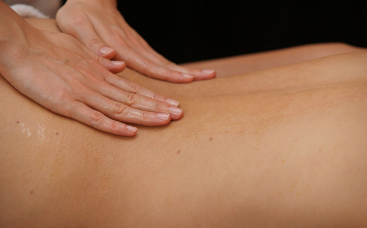 Relaksacyjny masaż Lomi Lomi w Białymstoku