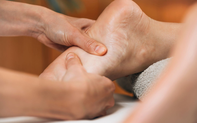 Dzień SPA dla mężczyzny: masaż stóp w Samui Spa