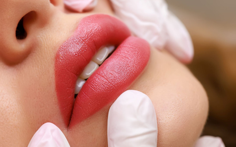 Makijaż permanentny ust w Szczecinie w salonie Beautician