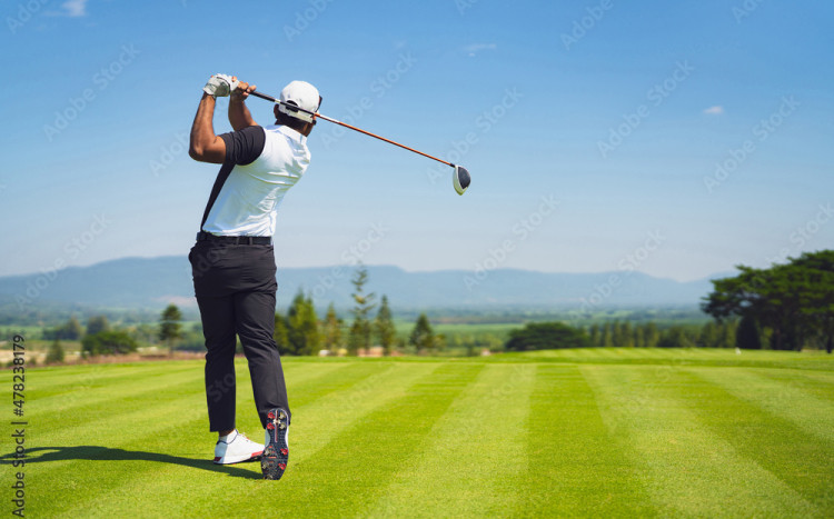 technika gry w golfa